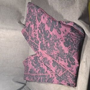 Torrid Burgundy Black Floral Full Length Side Pockets Active Leggings VG- 3